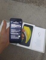 Apple iPhone SE 64 GB