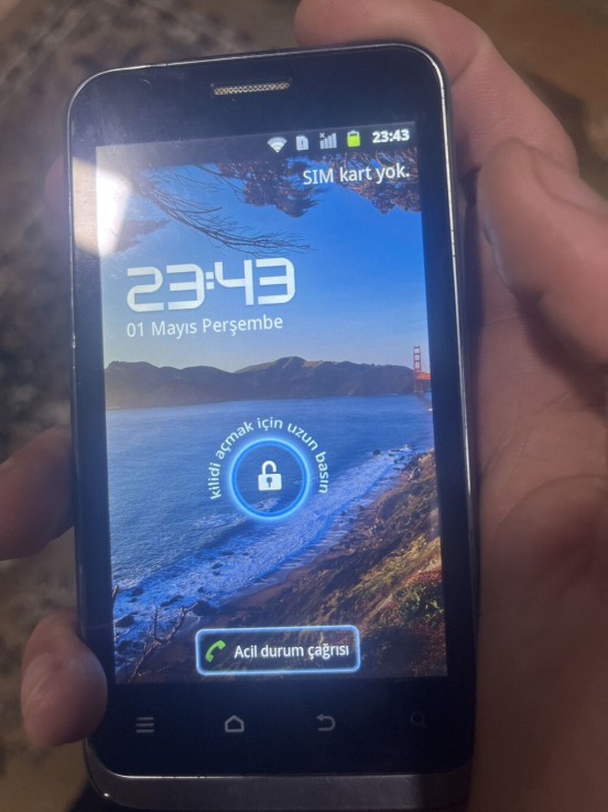 ZTE V889M 2 GB