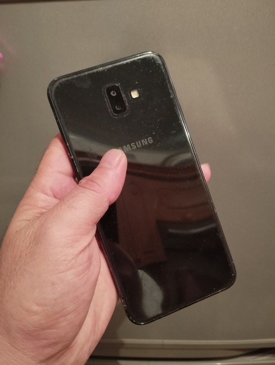 Samsung Galaxy J6+ 32 GB