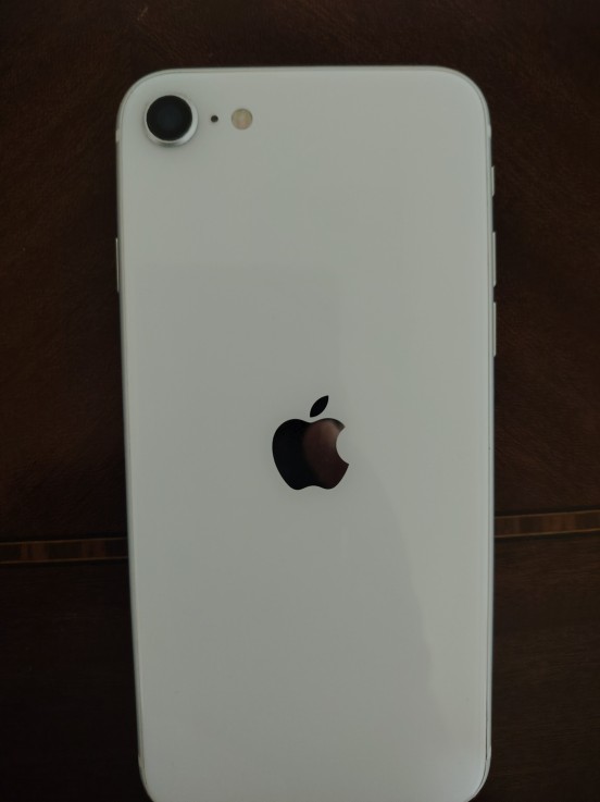 Apple iPhone SE (2020) 64 GB