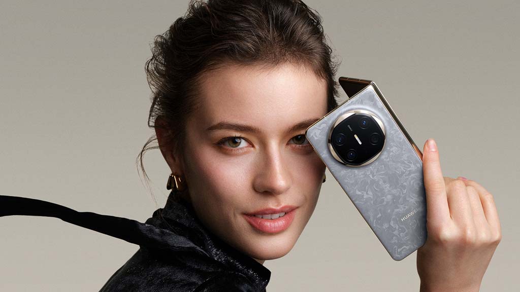 Skladnoy-smartfon-s-podderzhkoy-sputnikovoy-svyazi-Huawei-Mate-X6-predstavlen